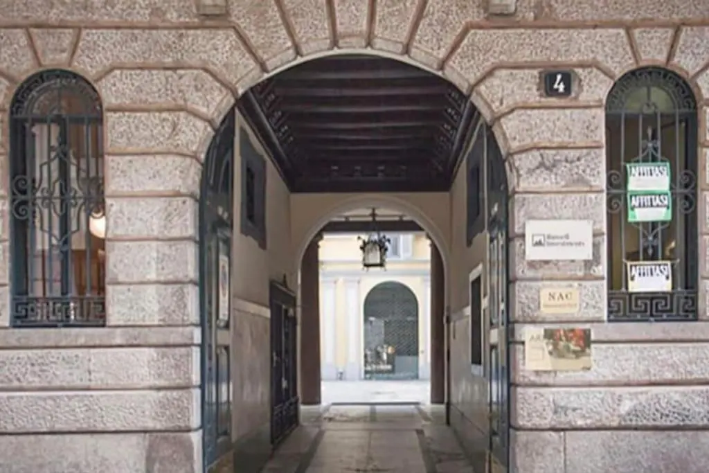 Parcheggio & Idromassaggio Brera Apartment Milan Italy